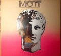 Mott